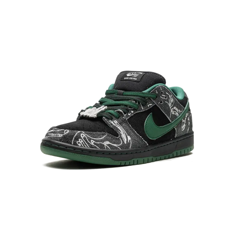 Nike SB Dunk Low There Skateboards Mens