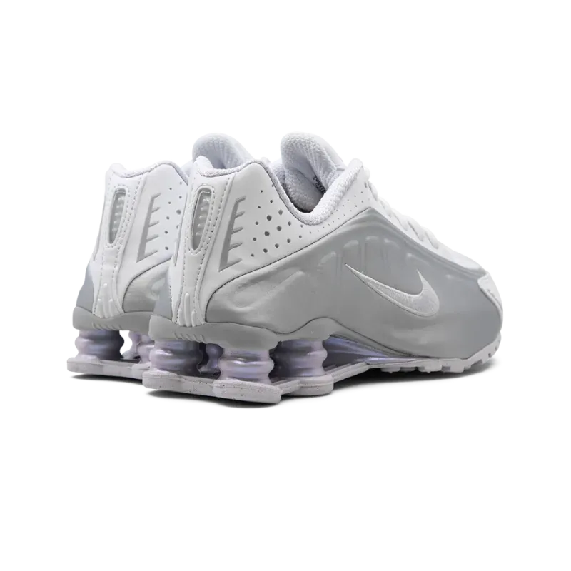 Nike Shox R4 WMNS White Metallic Platinum Womens