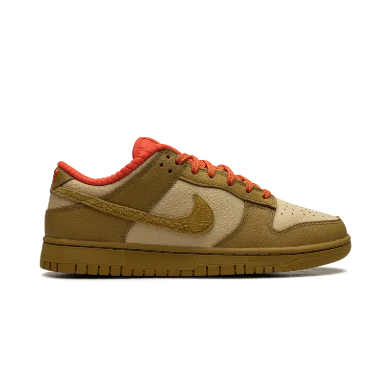 Nike DUNK LOW WMNS Bronzine Picante Red Womens