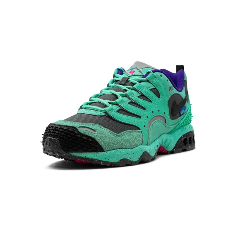 Nike Air Terra Humara UNDEFEATED - Light Menta Mens