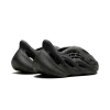 Yeezy Yeezy Foam Runner Carbon Mens