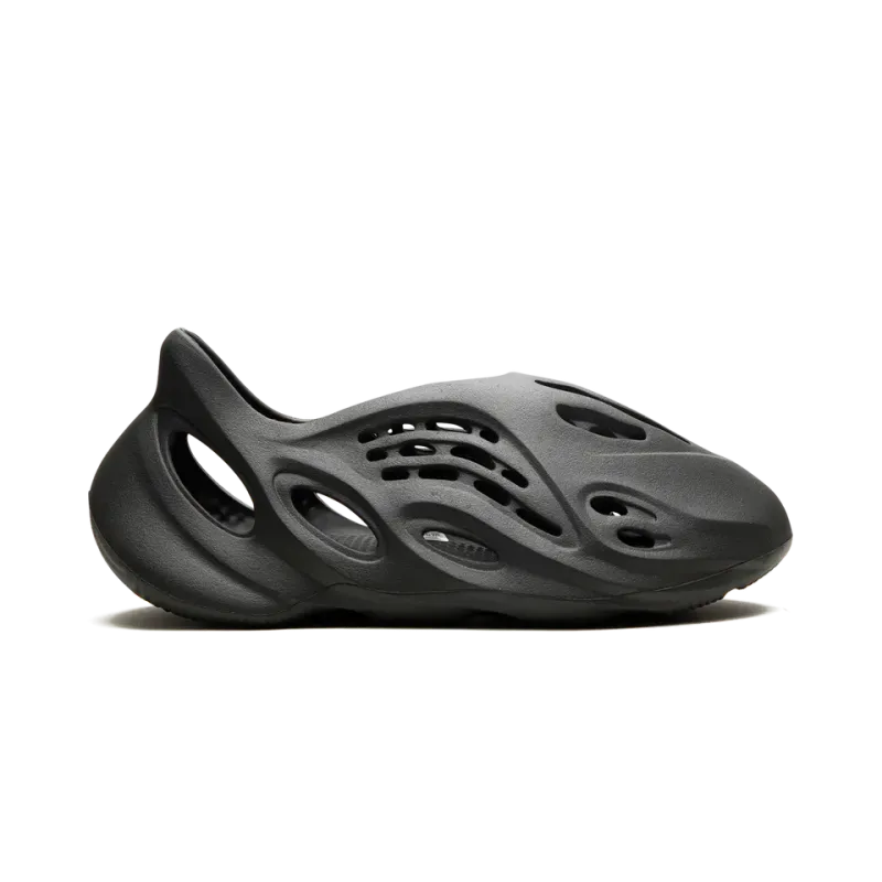 Yeezy Yeezy Foam Runner Carbon Mens