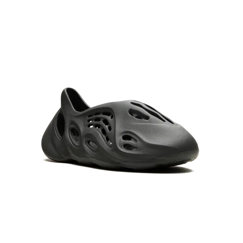 Yeezy Yeezy Foam Runner Carbon Mens
