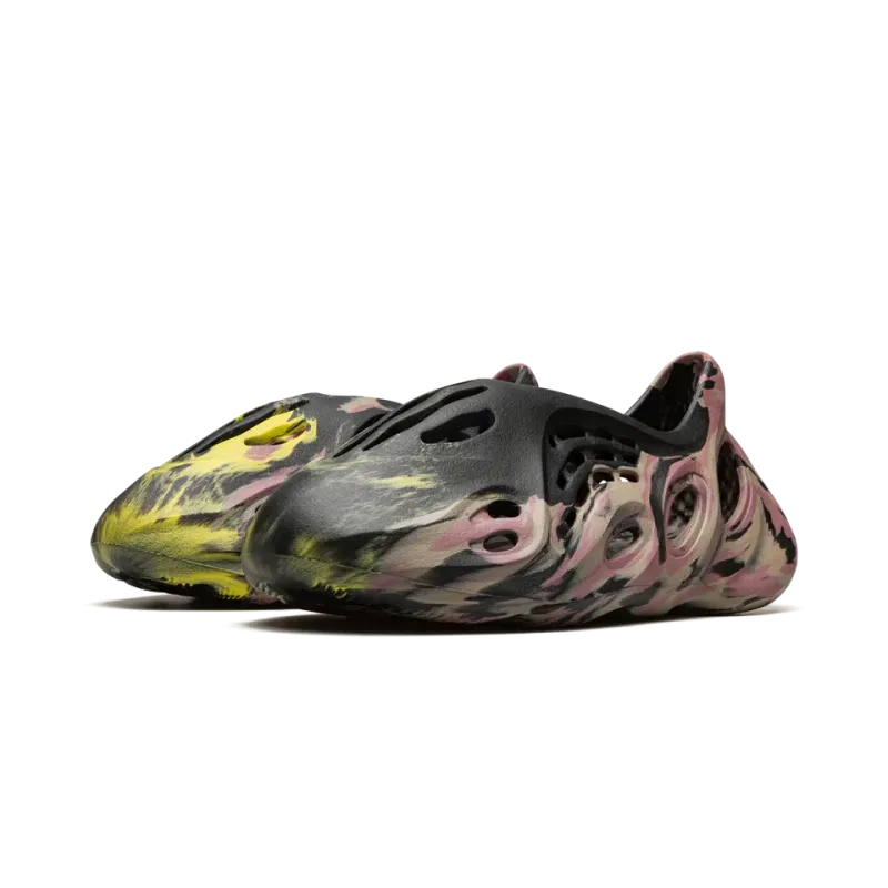 Yeezy Yeezy Foam Runner MX Carbon Mens