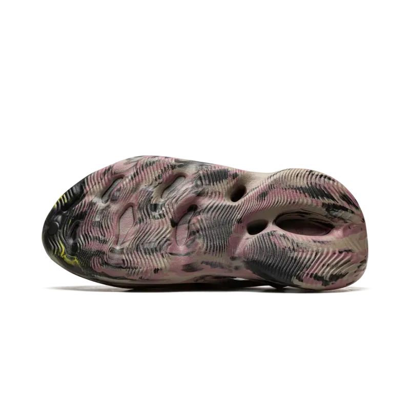 Yeezy Yeezy Foam Runner MX Carbon Mens