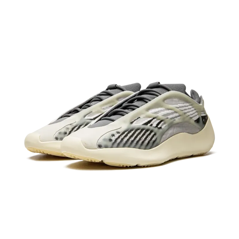 Yeezy Yeezy 700 V3 Fade Salt Mens