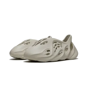 Yeezy Yeezy Foam Runner Sand Mens
