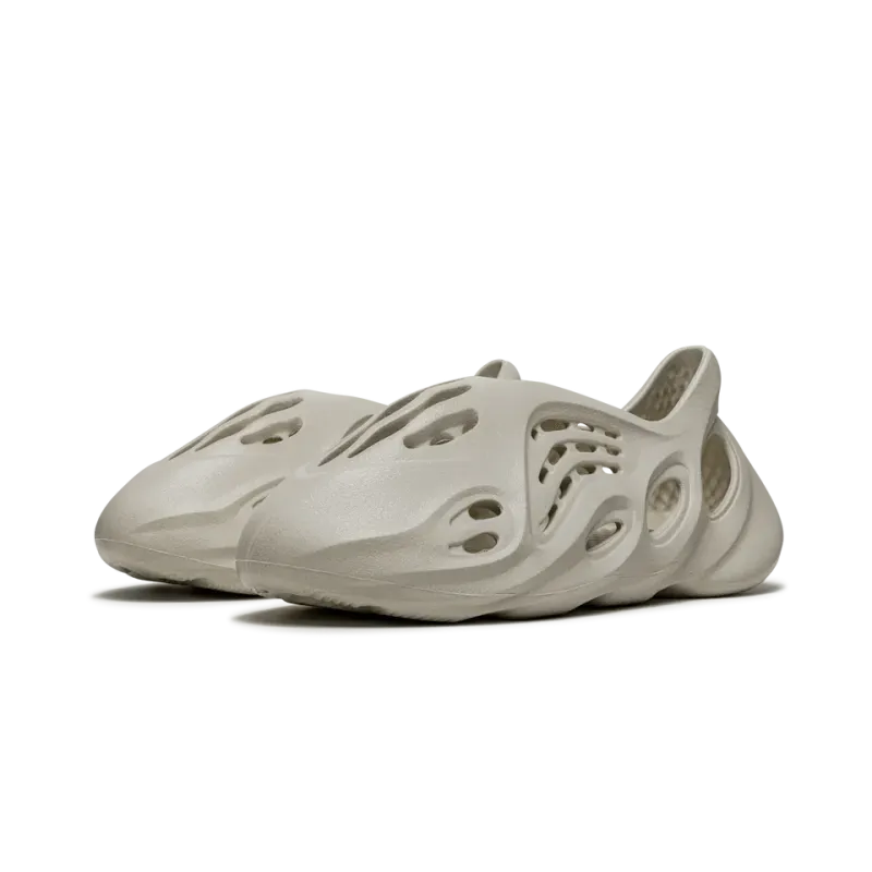Yeezy Yeezy Foam Runner Sand Mens