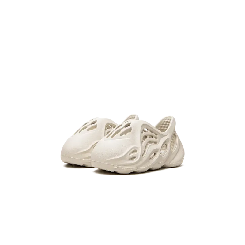 Yeezy Foam Rnnr Sand Toddler
