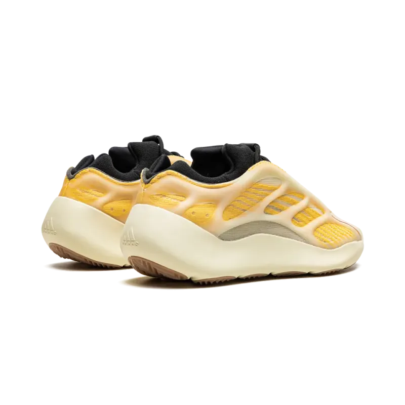 Yeezy Yeezy 700 V3 Mono Safflower Mens